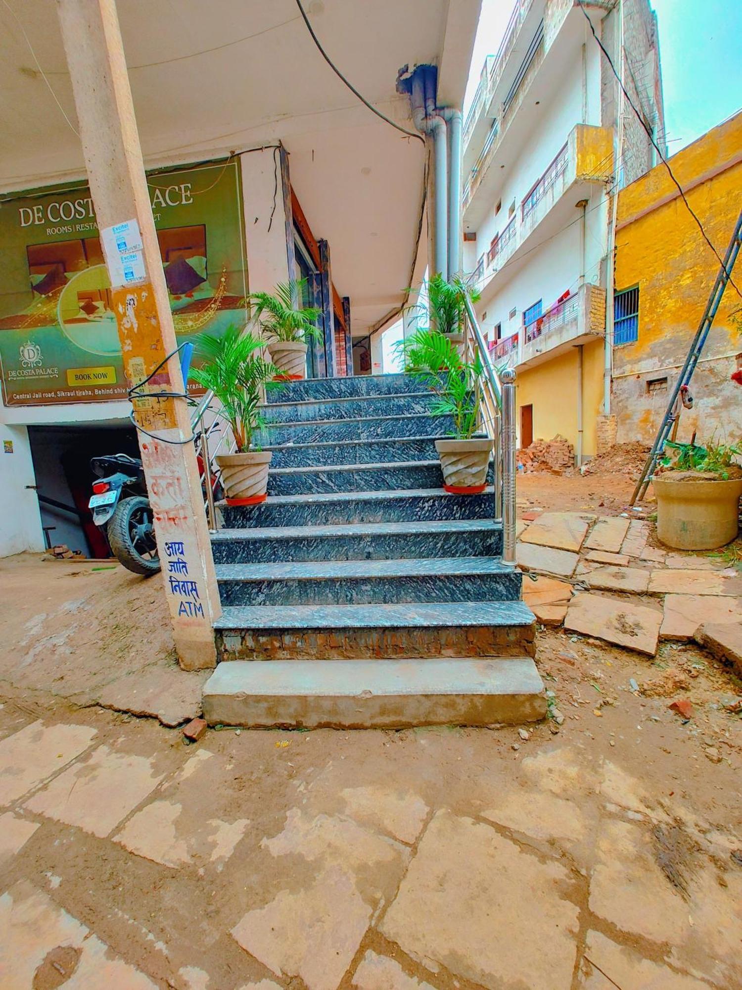 De Costa Palace - Pick And Drop Available Varanasi Exterior photo