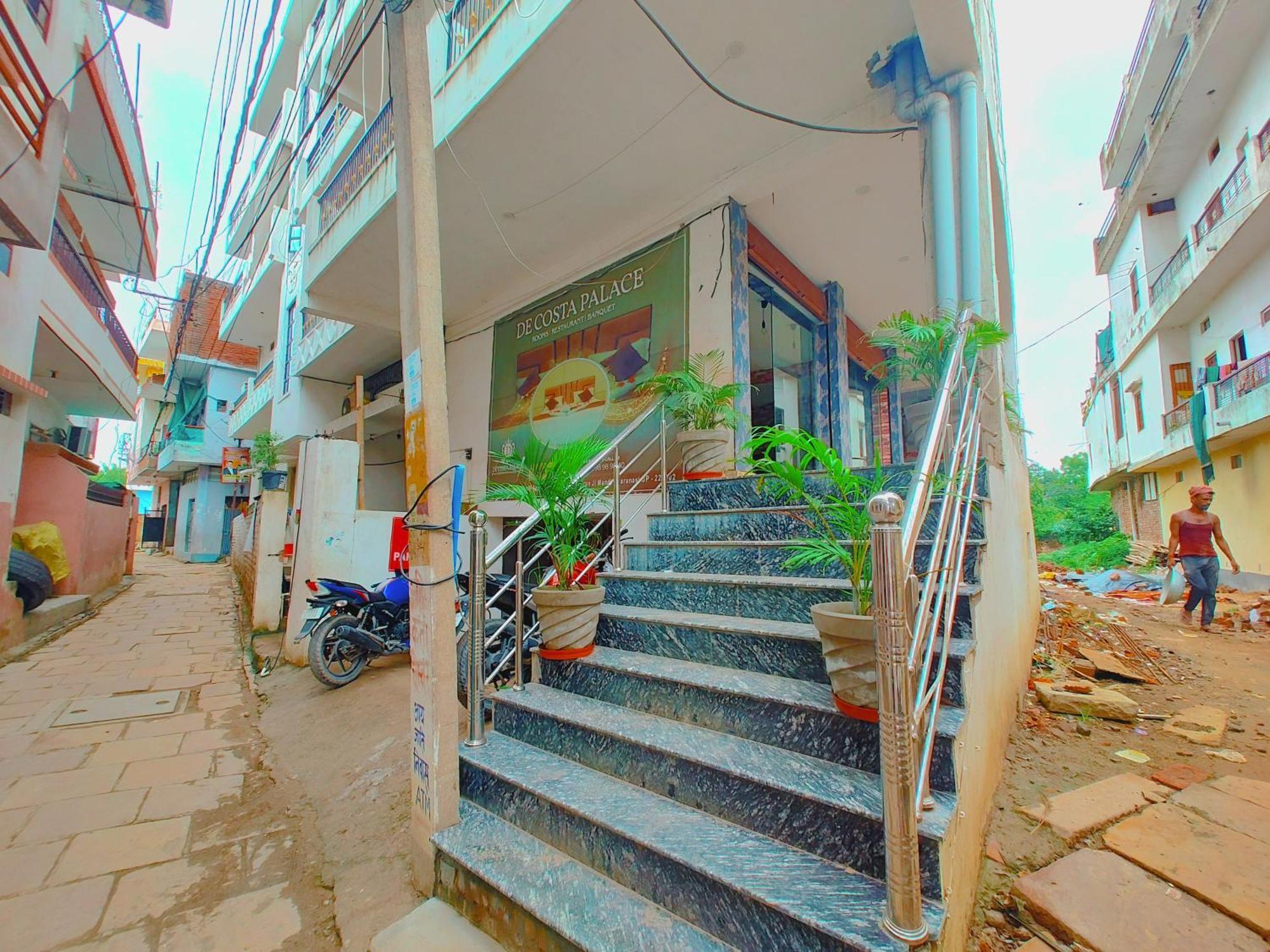 De Costa Palace - Pick And Drop Available Varanasi Exterior photo